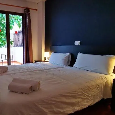 Balearic (adults Only) بيت ضيافة *