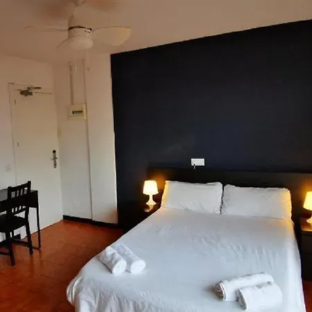 Balearic (adults Only) بيت ضيافة سان أنطونيو