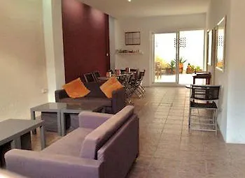Balearic (adults Only) بيت ضيافة